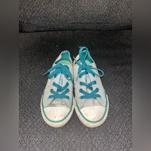 Converse Girls Size 12